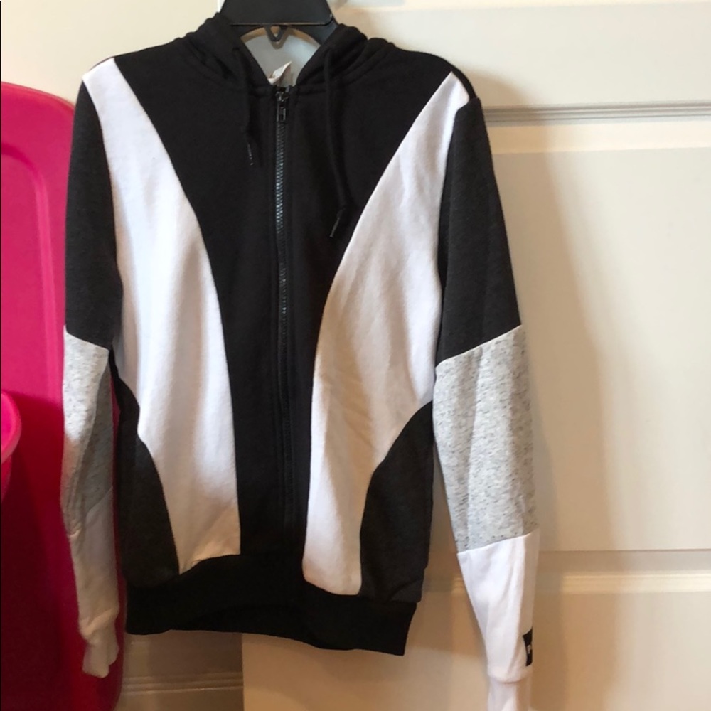 VS pink hoodie
